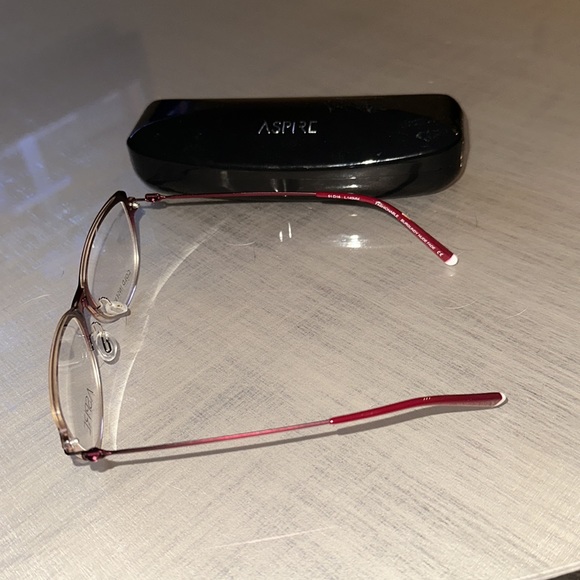 Aspire Reading Glasses - Picture 2 of 4